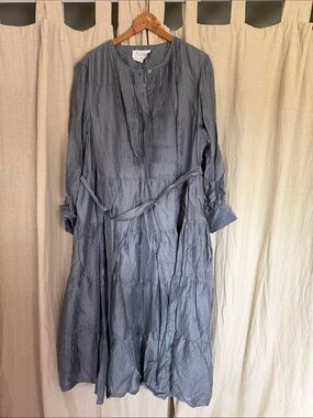 Relaxed Pintuck Viscose Linen Blend Midi Dress in Slate Blue